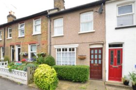 2 bedroom Terraced for sale